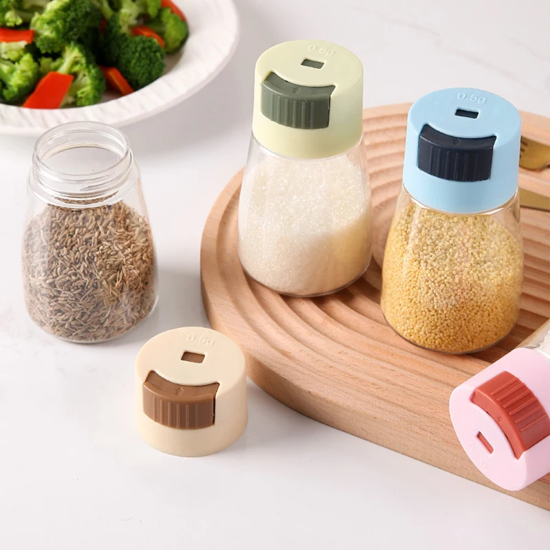 Kitchen dosing seasoning bottle pressing salt dispenser household salt shaker spice pepper seasoning bottle 1Pc salt shaker spices bottle salt pepper shakers