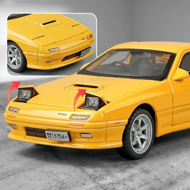 1:32 Mazda RX7 RX-7 FC INITIAL D Supercar Alloy Die Cast Toy Car Model Sound and Light Children's Toy Collectibles Birthday Gift 4