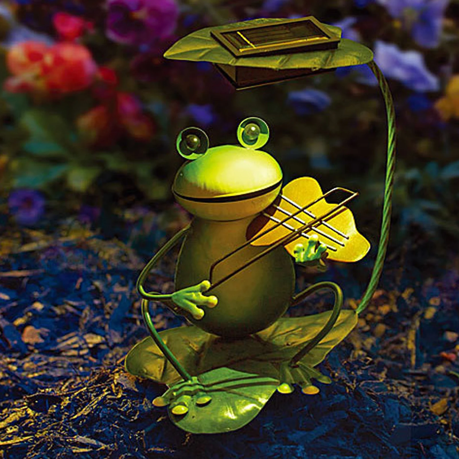 

Solar Frog Figurine Light Plug-In Waterproof Iron Adorable Frog Holding A Musical Instrument Outdoor Garden Decoration Statue