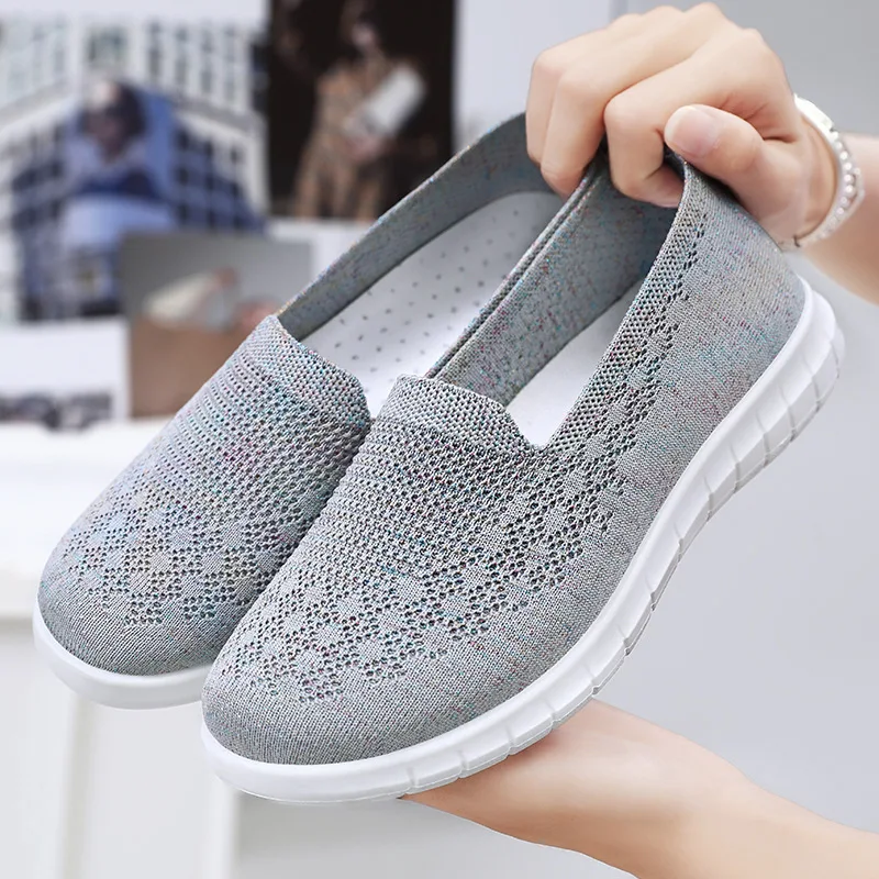 2024 Spring New Women's Shoes Flat Comfortable Cloth Shoes Breathable Soft Sole Large Size One Step Casual Shoes for Women
