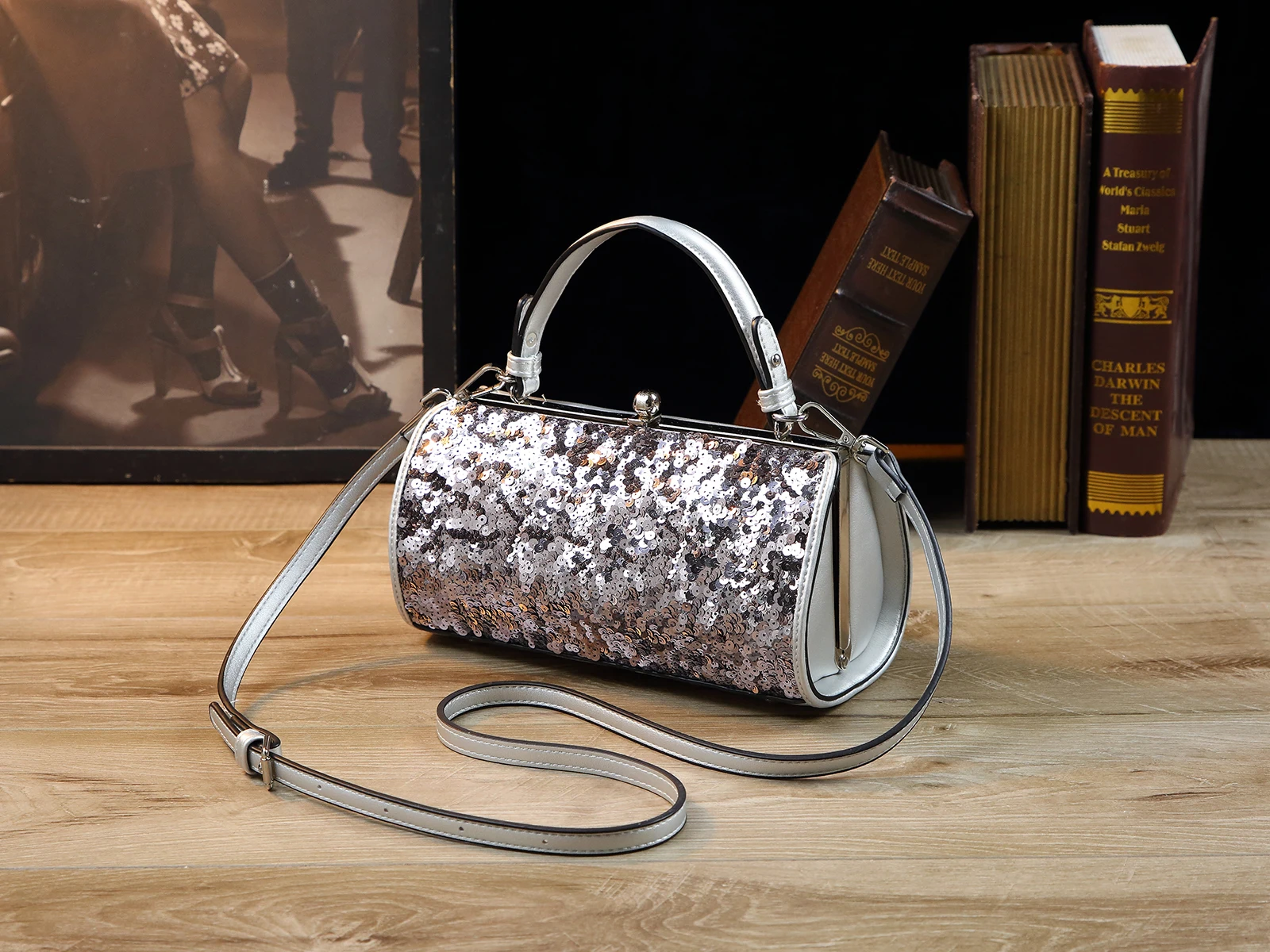 

Индивидуальная Серебристая сумка из лакированной кожи с блестками-винтажная атласная вечерняя сумка со съемными ремешками, застежка с пряжкой