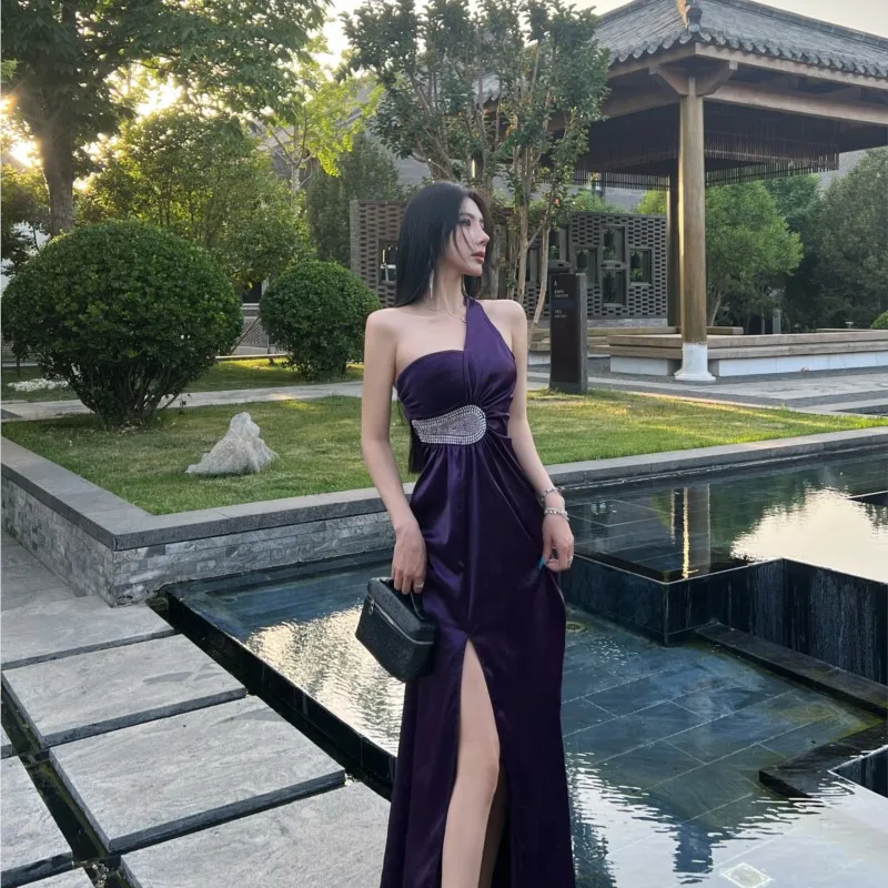 

Purple satin diagonal shoulder dress Women's waist slit temperament long