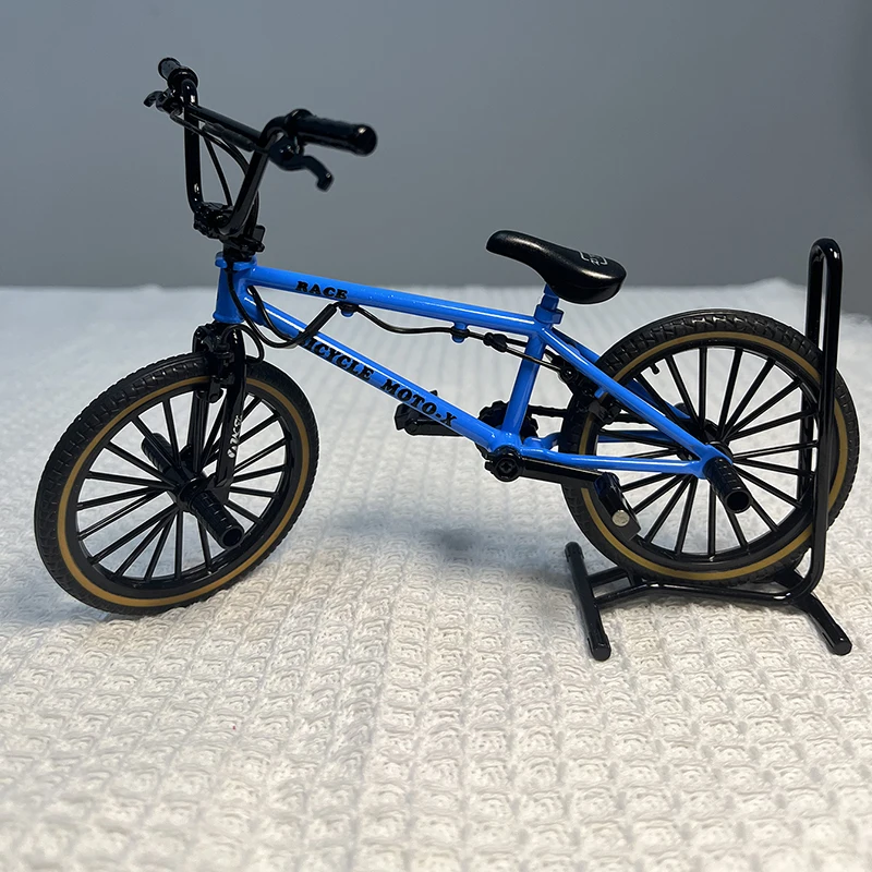 Mini Model Alloy Bicycle Parking Rack Diecast Decoration Metal Mountain Bike Simulation Gifts Toys 1:8