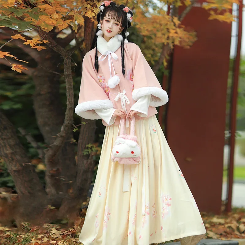 

Chinese New Year Rabbit Year Winter Hanfu Ming Dynasty Bijia Chinese Traditional Embroidery Hanfu Costume Plush Ma Mian