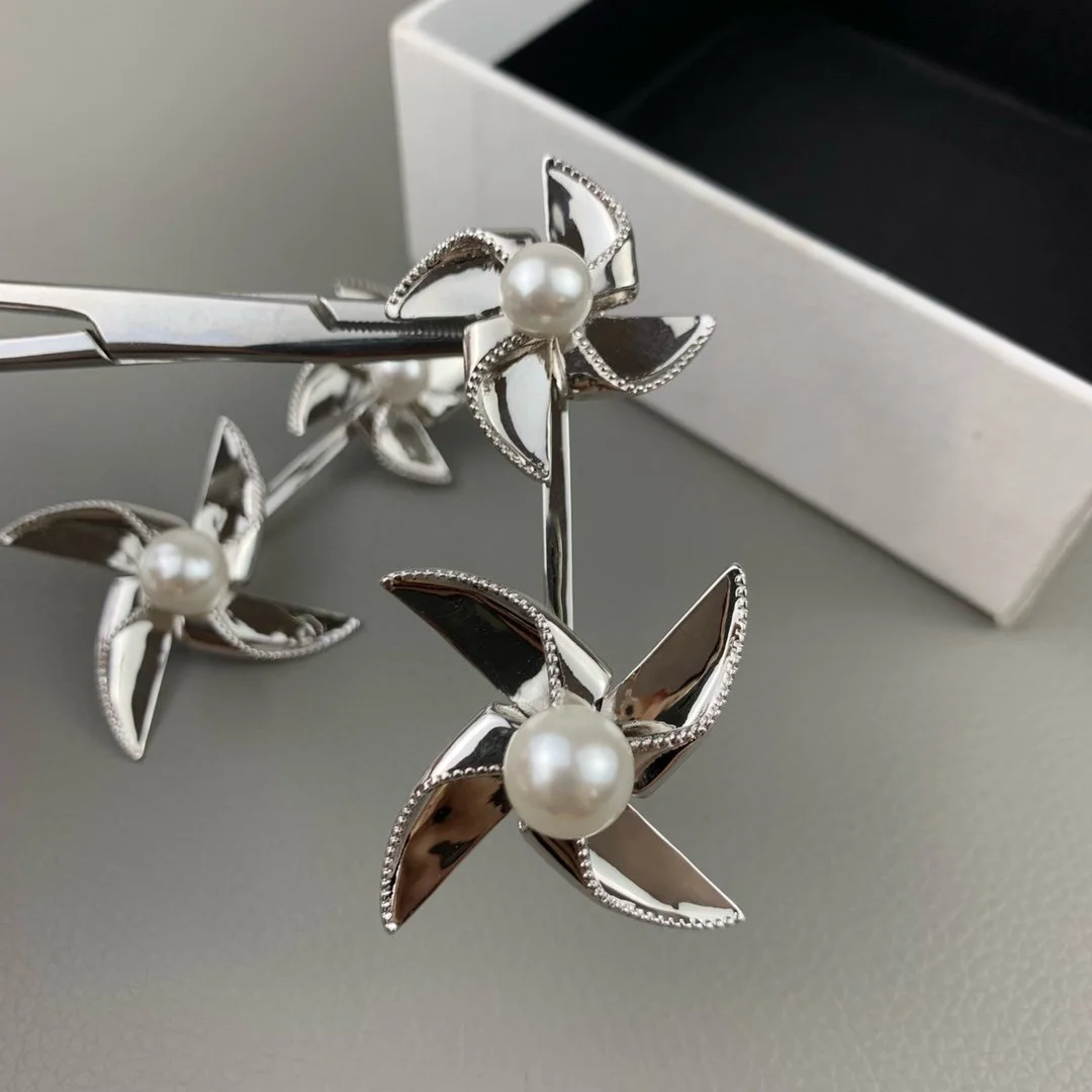 2022 Hot Trend Brand Rotating Windmill Pearl Earrings Beauty Ear Studs Everyday Wear Versatile Jewelry Atmosphere Banquet