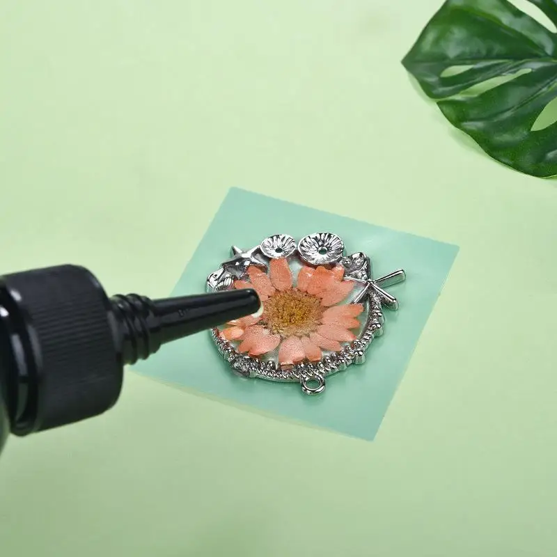 S2609d4f259734b3cae382e378fc55a0fW 30/100/200g UV Epoxy Resin Hard Glue Ultraviolet Curing For DIY Jewelry Making Quick Drying High Hardness Glue And UV Lamp