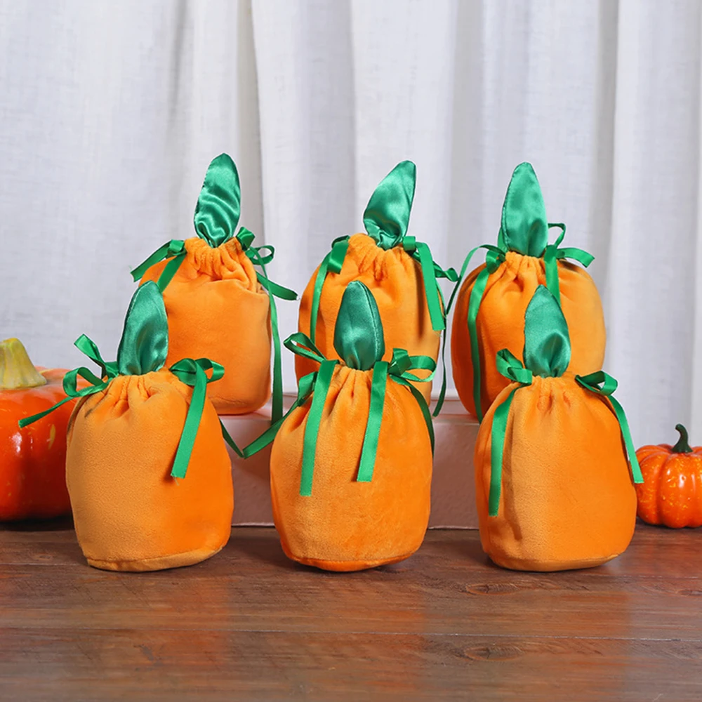 

1pcs 15*14cm Velvet Pumpkin Candy Bag Orange Drawstring Pouch Halloween Gift Bag Chocolate Storage Bucket