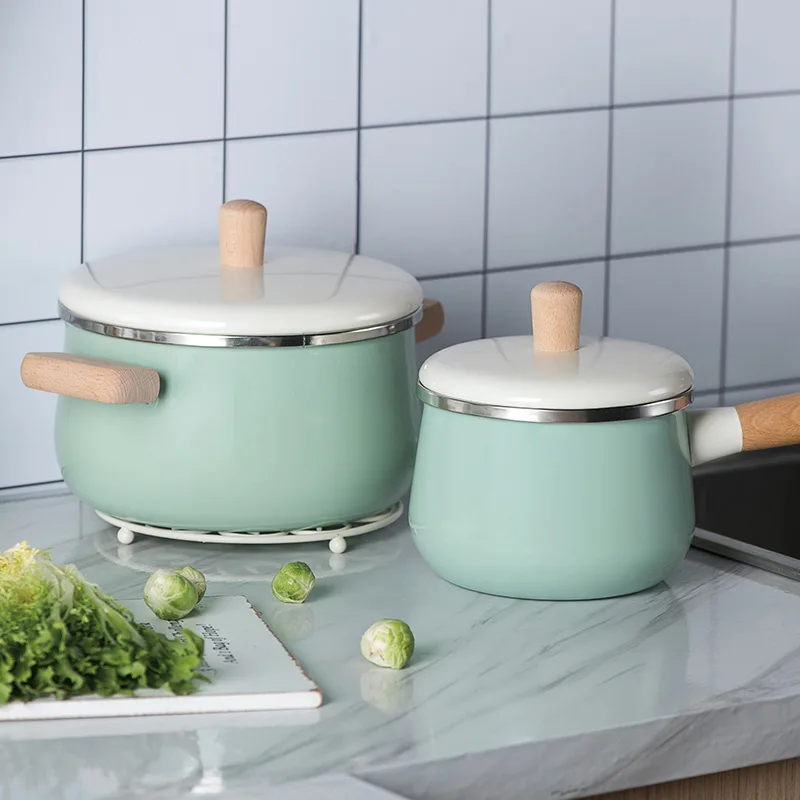 Kitchen Cooking Pot Set 3.3L Saucepan Enamel Cookware with Wood