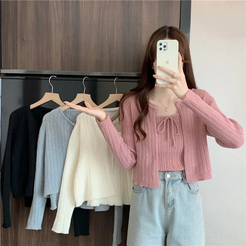 Women's Knitted Long Sleeve Set Neck Hanging Vest Two-Piece Suit Autumn Outfit Sun Protection Outerwear Fashionable Girl