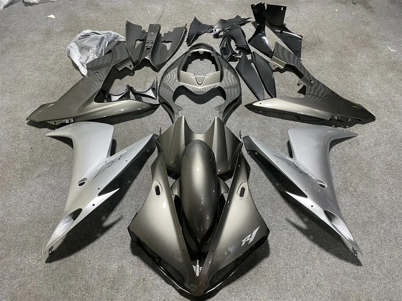 

Motorcycle Fairing Set Body Kit Plastic For Yamaha R1 YZFR1 YZF1000 2004 2005 2006 Accessories Injection Bodywork silvery