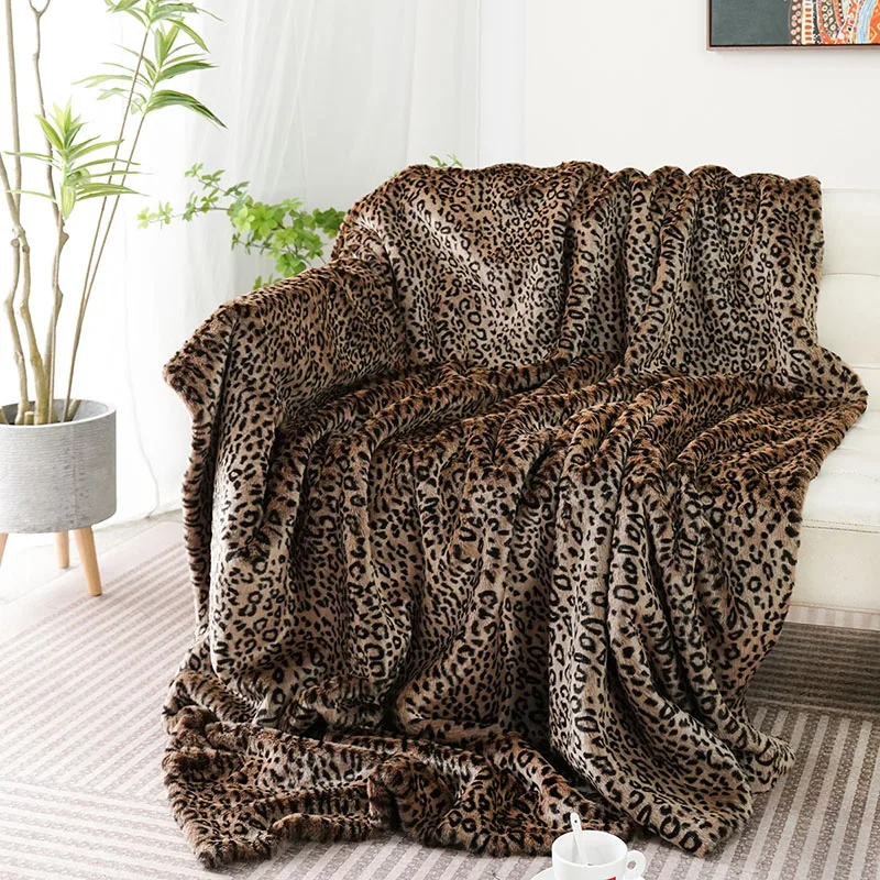 

Faux Fur Throw Blanket Luxury Fluffy Leopard Blankets for Home Couch Sofa Fuzzy Plush Animal Coat Color Throws for Decoration