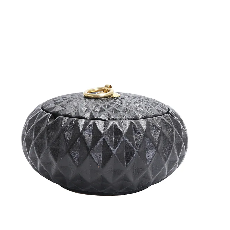 

Simple fashion trend Home ceramic cigar ashtray office living room tea ceremony modern personality cigar ashtray