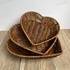 Heart Shape Bread Display Fruit Dish Baskets Leaf Rattan Weaving Basket Serving Storage Bowls for Family Friend Neighbor Gift 1