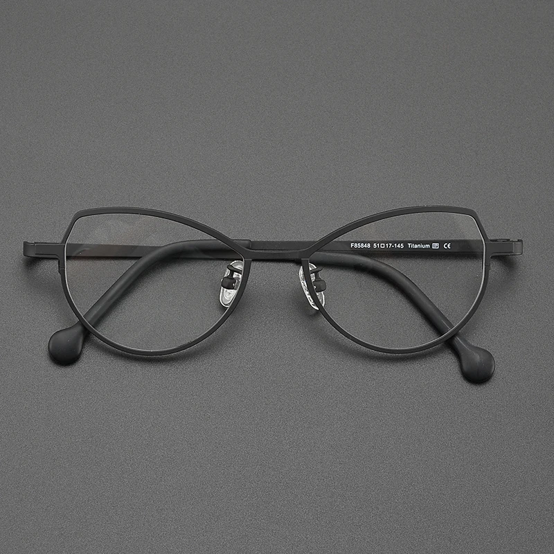 Nobler Eyeglasses Variant Display