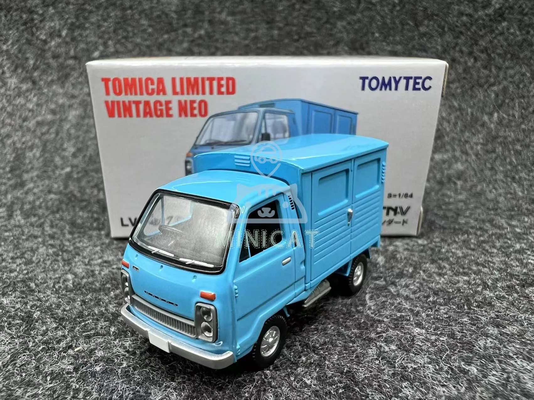 

Модель автомобиля Tomytec TOMICA TLV LV-N17c Honda TN-V Panelvan 1/64 из сплава