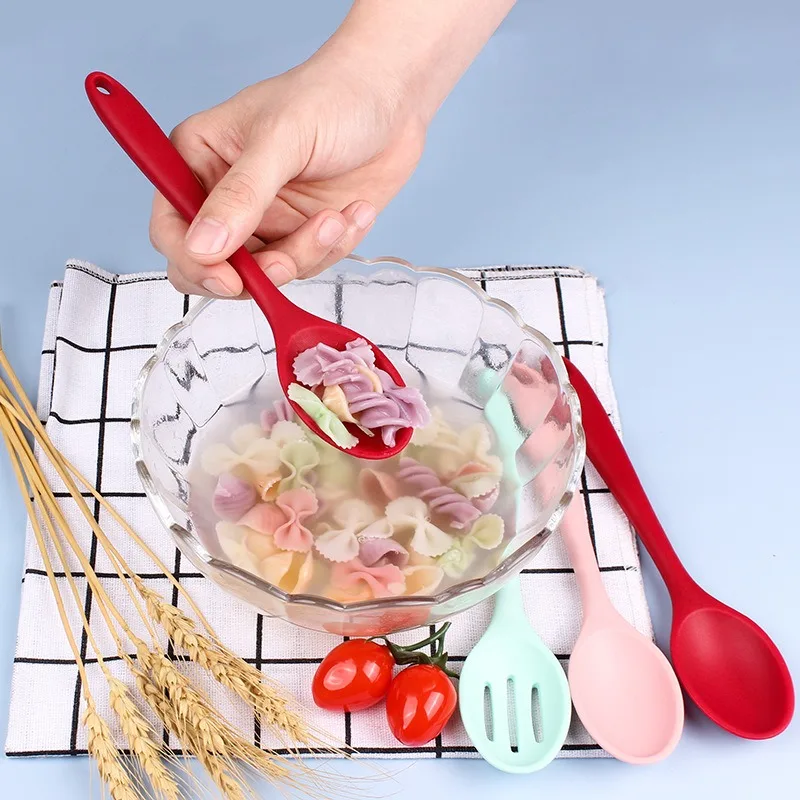 Silicone Spoon Type All Inclusive Stirring Kitchen Gadgets Cuisine Cooking Kitchenware Baby Use Salad Spoon