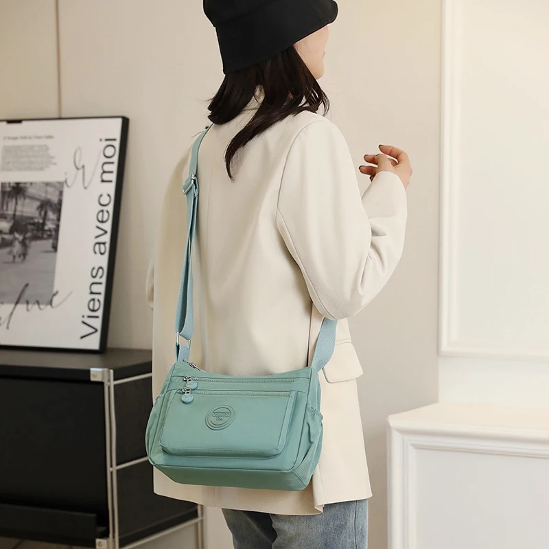 Women'S Adjustable Crossbody Bag,Lightweight Zippered Nylon Shoulder Bag with Adjustable Strap, Minimalist Everyday Purse