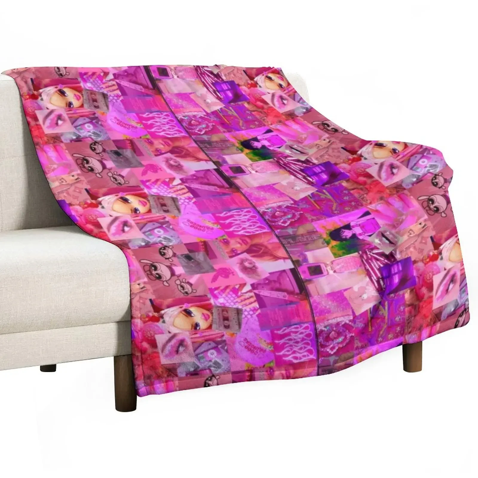 

Y2K Print Throw Blanket Luxury manga Cute Plaid Luxury Throw Blankets