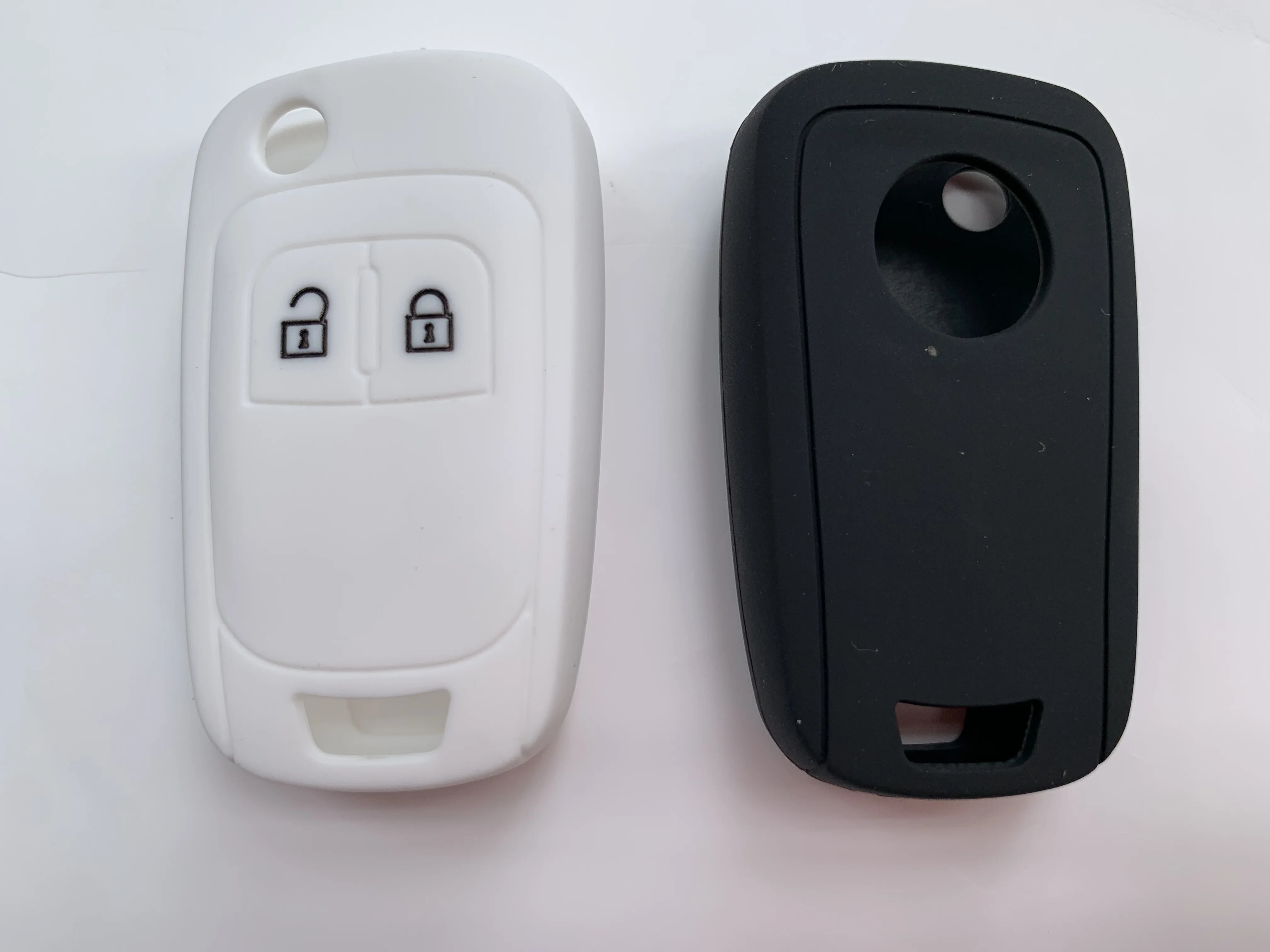 Key Case Cover 2 Button Silicone For Chevrolet Lova Sail Aveo Cruze Opel Vauxhall Insignia Astra Buick Flip Remote