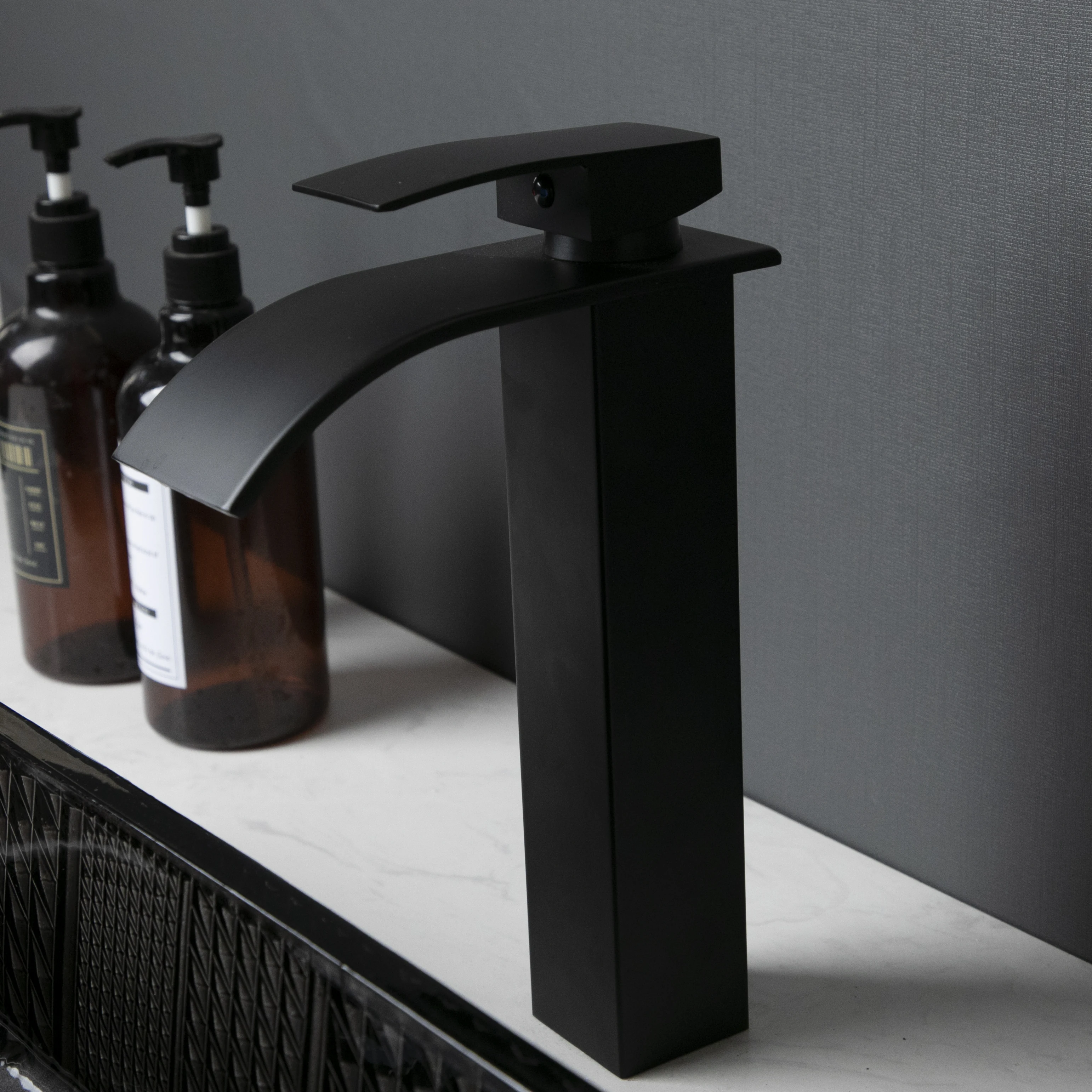 KEMAIDI Tempered Glass Bathroom Sink Black Transparent Wash Sinks Rectangle Vessel Sink Counter Top Basin Bowl with Faucet Tap