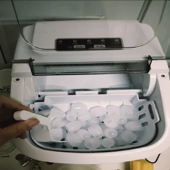 220V HICON Ice Machine Energy-efficient Ice Machine for Household, Dormitory and Outdoor Use DC 1