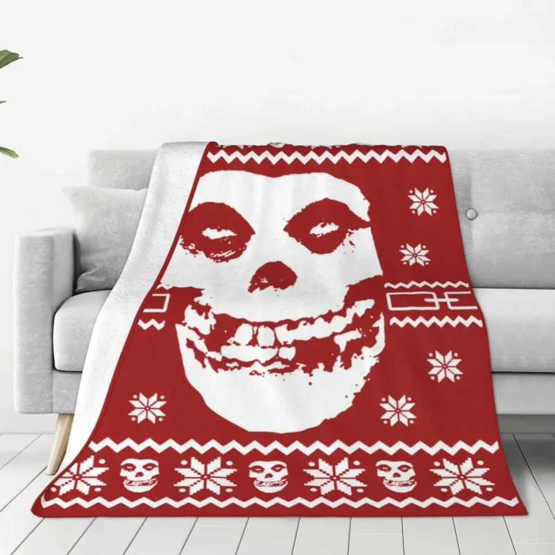 

Misfits Christmas Jumper Blankets Crimson Ghost Punk Flannel Funny Breathable Throw Blanket for Home Summer