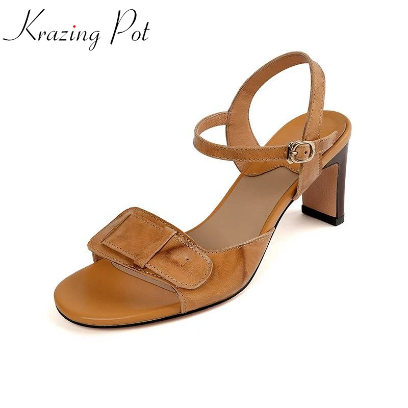 

Krazing Pot Fashion Sheep Leather Superstar Summer Buckle Straps Metal Button Thick High Heels Dating Sexy Party Sandals Women