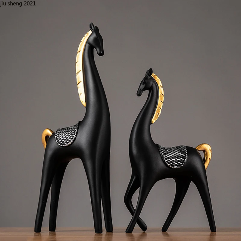 2-piece Set of Luxury Golden Elk Horse Figurines Resin Animal Sculpture Crafts Living Room Horse Furnishings Home Ornaments Gift