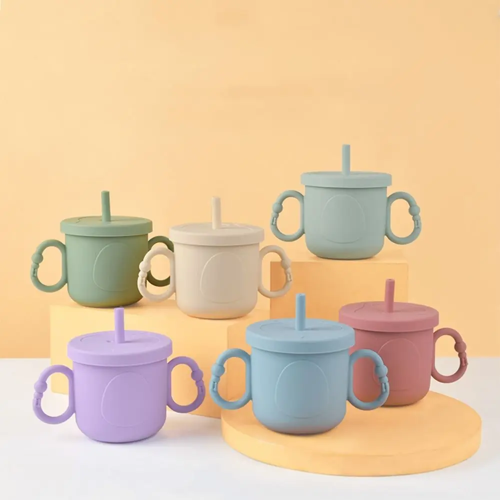 실리콘 베이비 트레이닝 컵 휴대용 200ml 용 뚜껑 달린 컵 이중 손잡이 용 빨대 물병 액체 수유용
