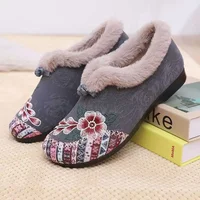 Winter New Style Retro North Old Cloth Shoes Embroidered Fluffy Flat Bottom Women's Cotton Shoes Ethnic Style Hanfu Mom Shoes