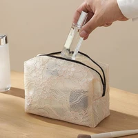 Trousse de maquillage en maille de dentelle pour femmes, sac de rangement de cosmétiques et de bijoux de grande capacité, trousse de toilette carrée Portable à fermeture éclair 3