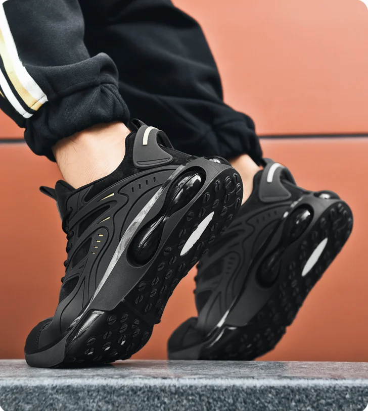 Black air cushion sports men in , breathable 2024 new running men, mesh height increasing youth shoes for spring_voghion.com