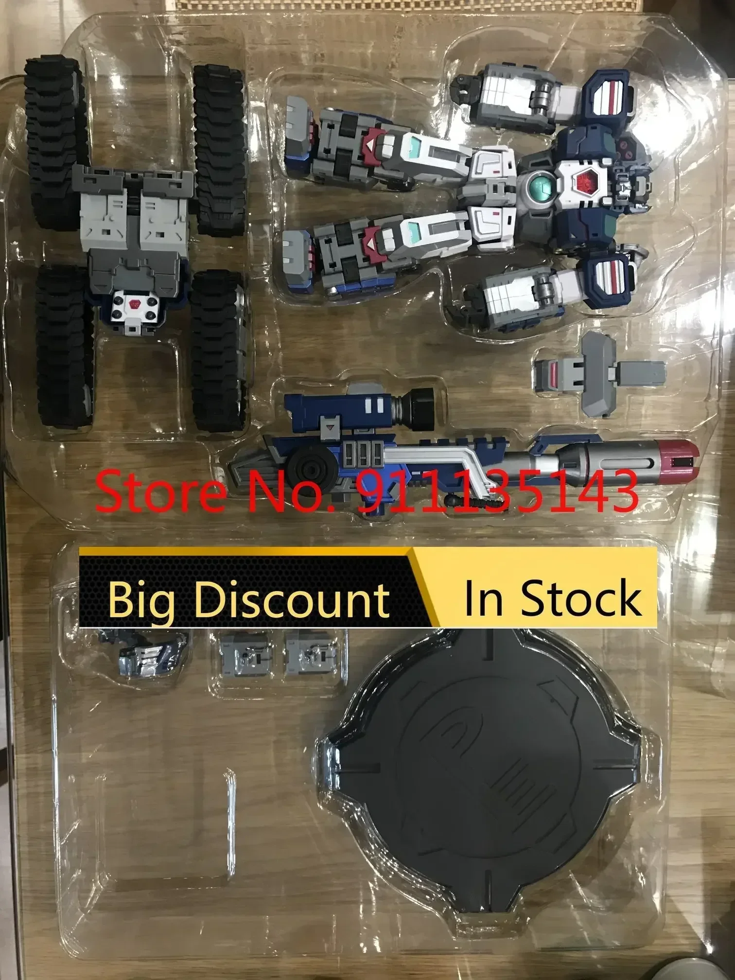 Perfect Effect Pe-Dx03 Warden Pe-Dx03 Fortress Maximus In Stock