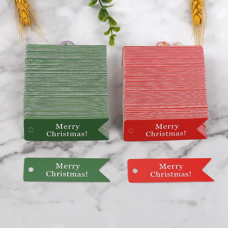 Merry Christmas Gift Tags 50Pcs Party Green Labels Kraft Paper for Wedding Party Cake Decoration DIY Packaging Labels Paper Card