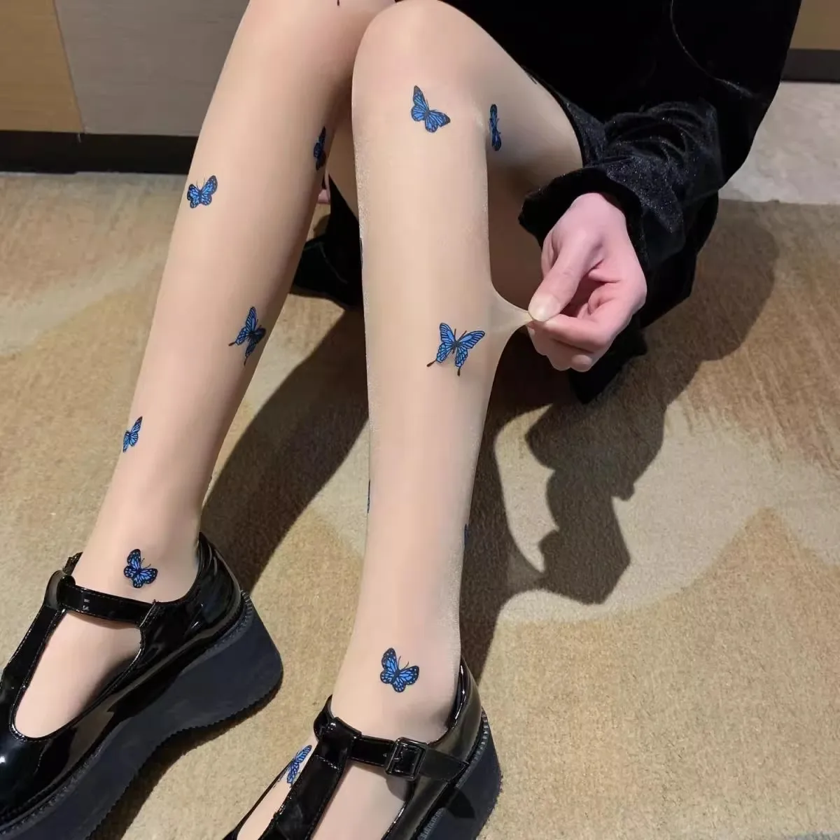 Sexy Women Black Tights Vintage Butterfly Print - Uniqwear