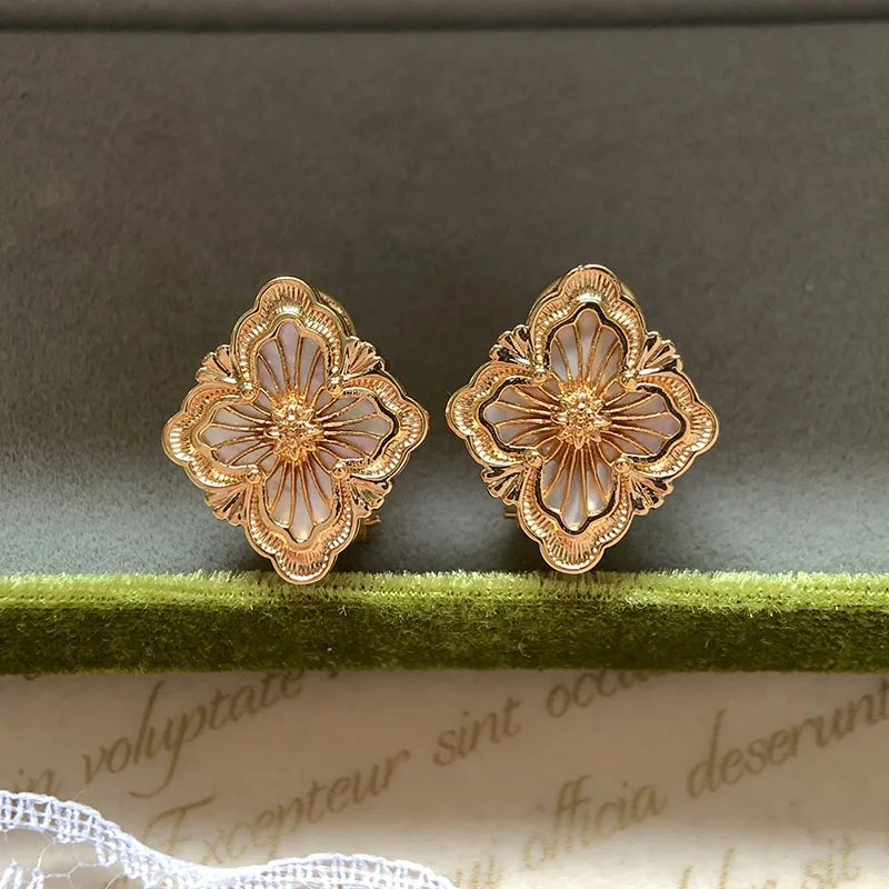 White Sea Stud Earrings Golden Women's Vintage Earring Natural Stone Red Agate Tiger eye Stone Jewelry