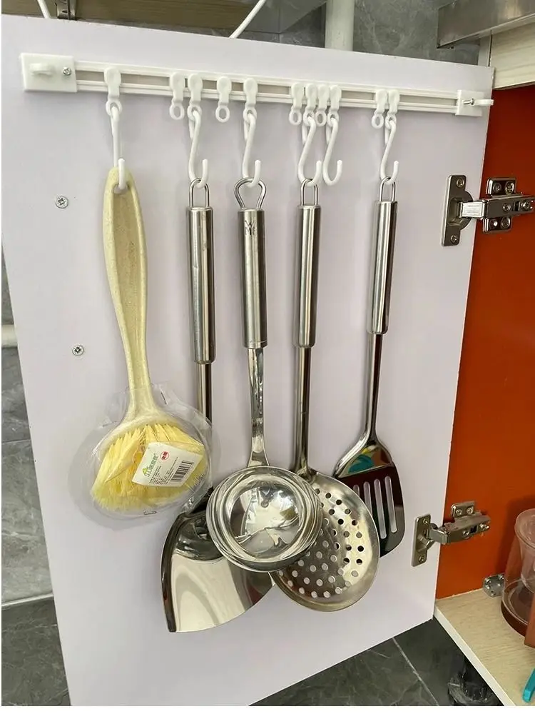 

Cabinet door inside receive a peg kitchen bathroom organization hanging hook