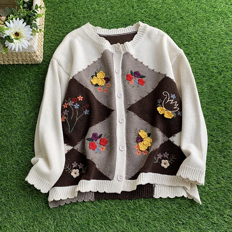 

Autumn Sweet Embroidered Sweater Women Single Breasted Casual Knitted Sweater D25