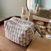 Classic Plaid Multifunctional Three-dimensional Makeup Bag with Large Capacity 1