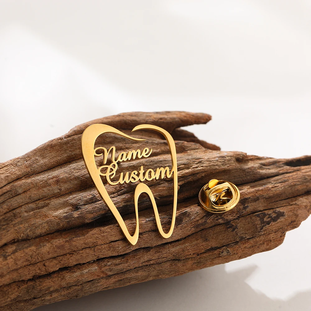 Personalized Customized Name Brooches for Women Gold Color Stainless Steel Letter Tooth Pin Badges Broochs Wedding Jewelry