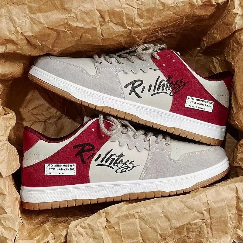 

Shoes mens spring 2024 new Korean version of the trend of student shoes mens Joker non-slip casual low-top shoes.