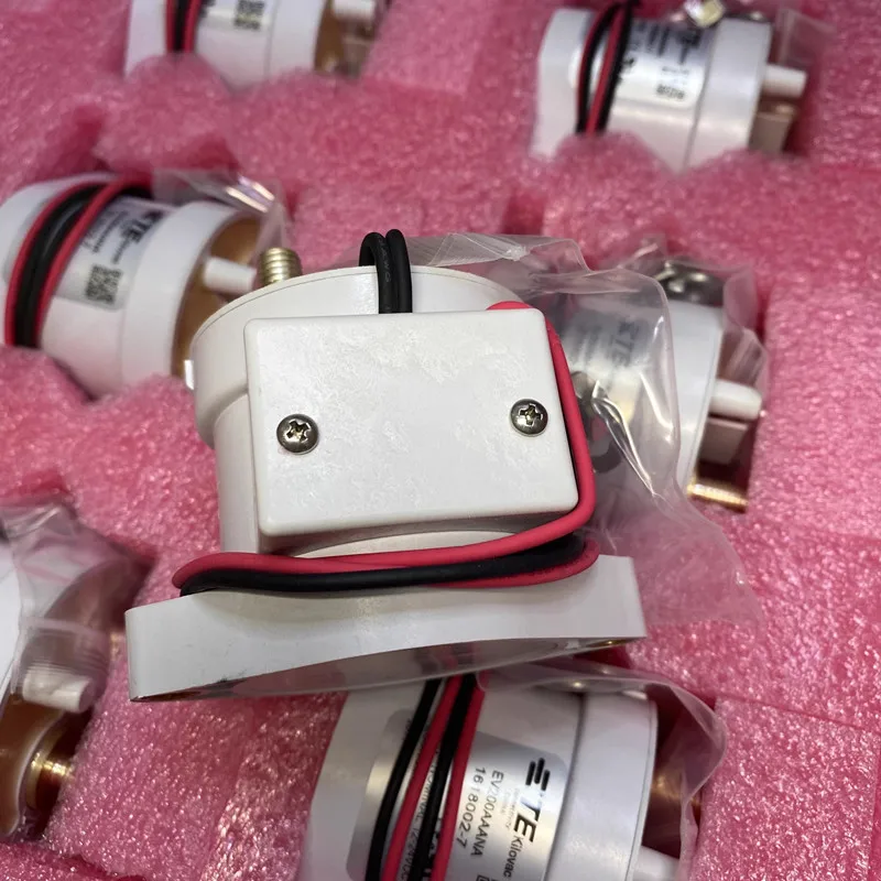 Slide image 271633e8379d4e7a89228f6b8b23dcdb