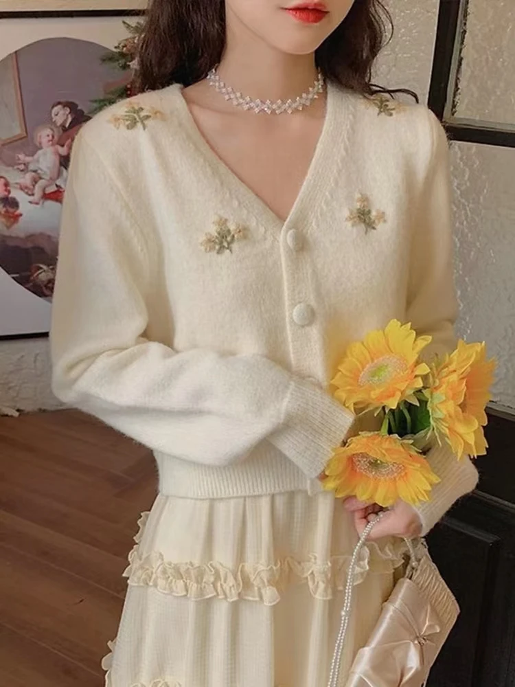 

Винтажный вязаный кардиган с вышивкой, Модный трикотажный кардиган с V-образным вырезом и длинным рукавом в японском стиле преппи, милый свитер, куртка