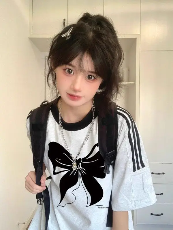 

American retro butterfly print raglan short-sleeved T-shirt for women summer Korean style loose half-sleeved design niche top