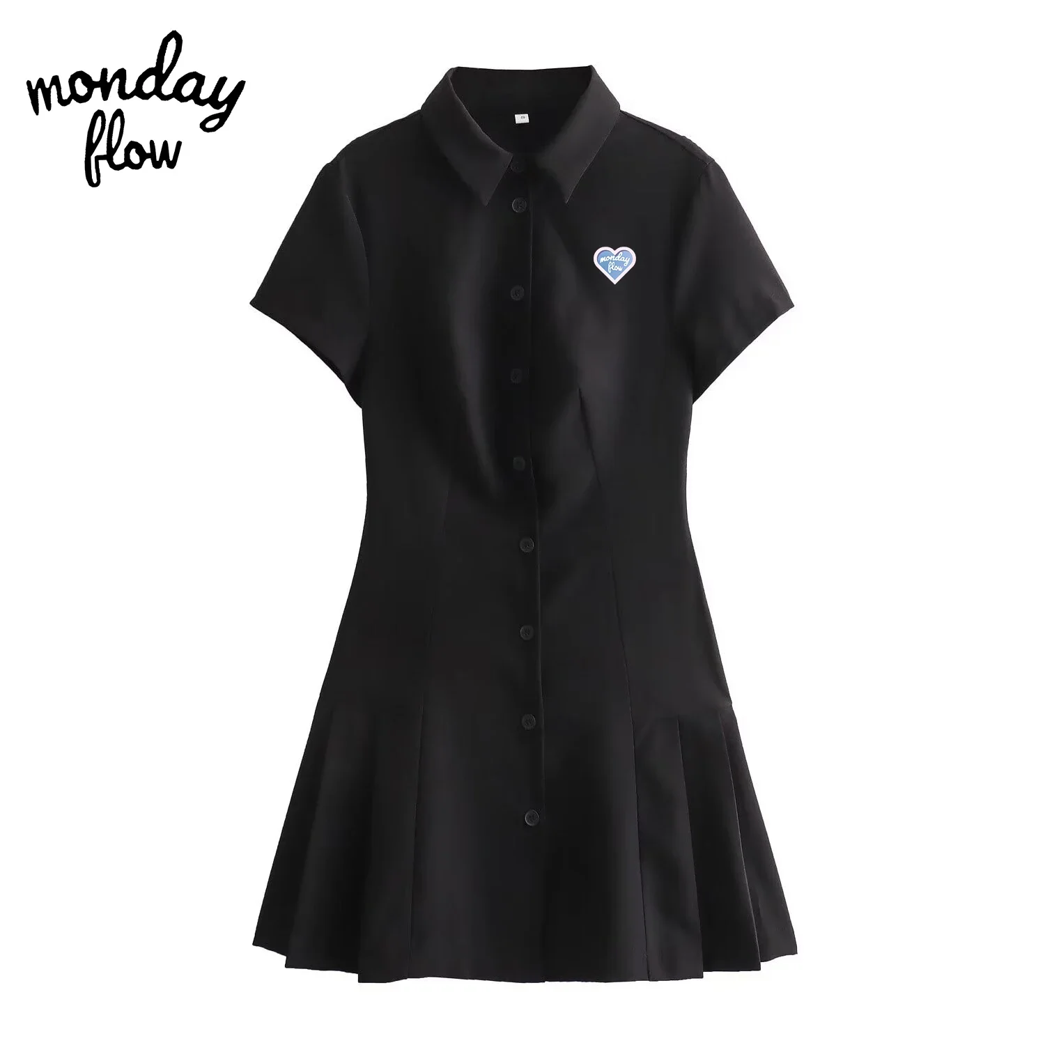 

Женское платье с воротником-поло и быстросохнущим поясом