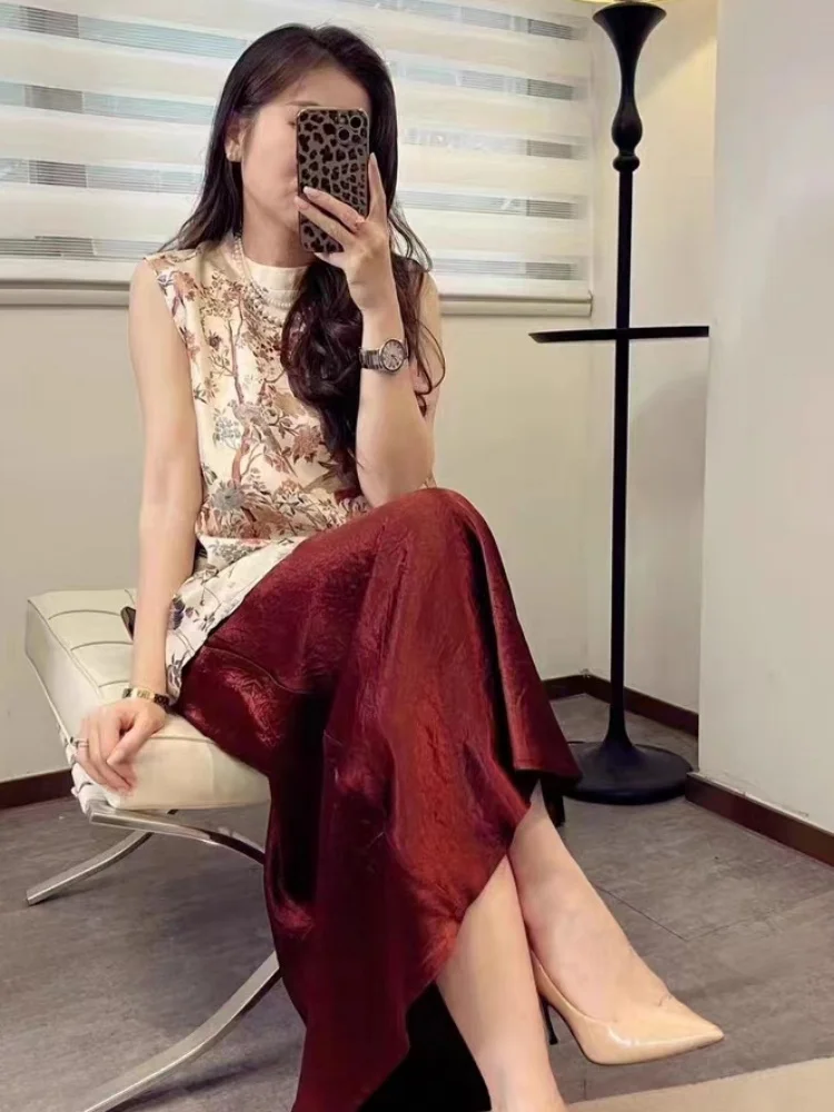 بلوزة مشجرة بدون اكمام