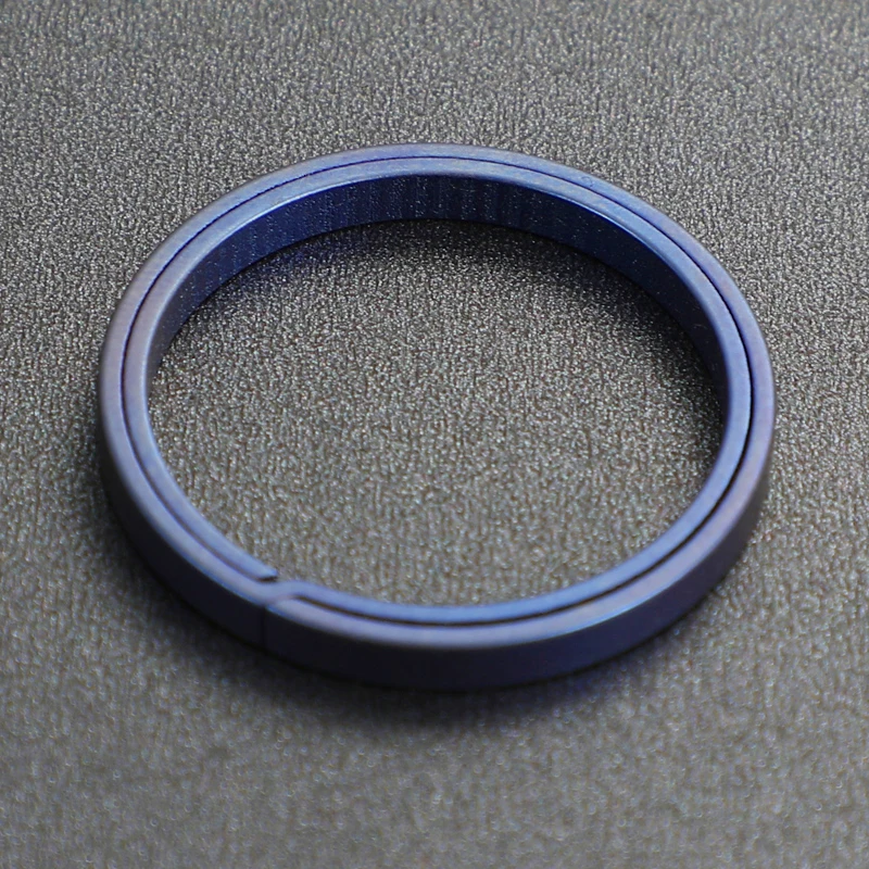 Sleek and Durable Toasted Blue Titanium Key Ring – Lightweight EDC Accessory and Unique Gift