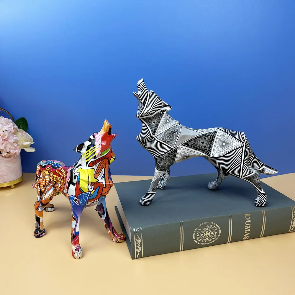 

Geometric wolf statue decoration, wild animal wolf resin art ornament, statue collection for living room, desk, bookshelf.