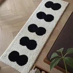 Top Quality Tufting Black White Rug Soft Fluffy Bedside Bedroom Carpet Plushy Area Floor Pad Doormat Aesthetic Home Room Decor