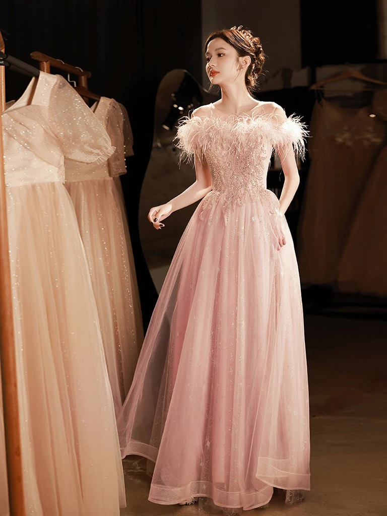 

Vintage Pink Bridesmaid Dress Feather Beading Off Shoulder Star Sequin Illusion O Neck Long Zipper Bride Wedding Prom Gown 2023
